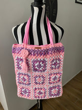 Load image into Gallery viewer, Hand Crochet Cotton Lined Tote Bag
