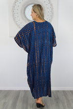 Load image into Gallery viewer, Long Kaftan Dress Crackle Tie Dye Print