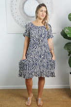 Load image into Gallery viewer, Cuba dress Madagascar Print
