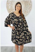 Load image into Gallery viewer, Avocado Dress Jellyfish Print