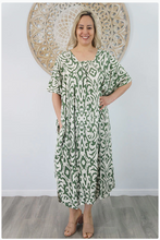 Load image into Gallery viewer, Bermuda Kaftan Totem Print