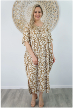 Load image into Gallery viewer, Bermuda Kaftan Totem Print
