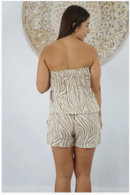 Load image into Gallery viewer, Short Romper Madagascar Print