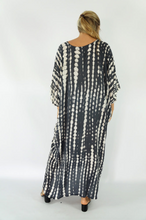 Load image into Gallery viewer, Long Kaftan Dress Crackle Tie Dye Print