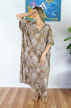 Load image into Gallery viewer, Long Kaftan Dress Palm Cove Print
