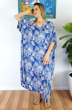 Load image into Gallery viewer, Long Kaftan Dress Palm Cove Print