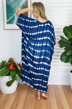 Load image into Gallery viewer, Long Kaftan Dress Shibori Print