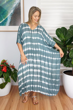 Load image into Gallery viewer, Long Kaftan Dress Shibori Print
