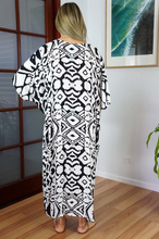 Load image into Gallery viewer, Long Kaftan Dress Tribal Print