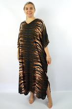 Load image into Gallery viewer, Long Kaftan Dress Wildcat Print