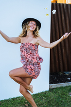 Load image into Gallery viewer, Short Romper Spot Flower Print