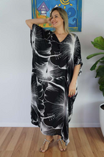 Load image into Gallery viewer, Long Kaftan Dress Outline Print