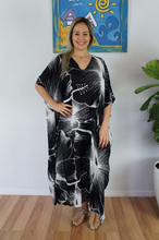 Load image into Gallery viewer, Long Kaftan Dress Outline Print
