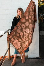 Load image into Gallery viewer, Large Pashmina Scarf Rose Print