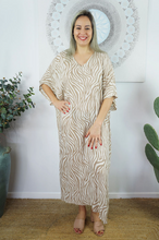 Load image into Gallery viewer, Long Kaftan Dress Madagascar Print
