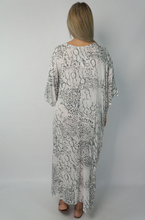 Load image into Gallery viewer, Long Kaftan Dress Animal Print