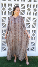 Load image into Gallery viewer, Long Kaftan Dress Papua Print