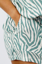 Load image into Gallery viewer, Short Romper Madagascar Print