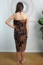 Load image into Gallery viewer, XL Sarong with Buckle Gift Pack Rarotonga