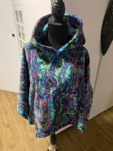 Load image into Gallery viewer, Handmade Husky Polar Fleece Poncho - Kiwi
