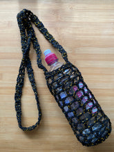 Load image into Gallery viewer, Crochet Water Bottle Crossbody Bag
