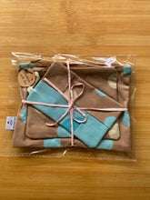 Load image into Gallery viewer, Handmade Zippered Pouch Set
