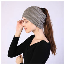 Load image into Gallery viewer, Knitted Beanie with Messy Bun Hole
