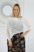 Load image into Gallery viewer, Knitted Shawl - Plain
