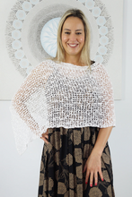 Load image into Gallery viewer, Knitted Shawl - Plain
