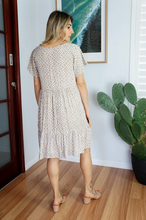 Load image into Gallery viewer, Kiki Baby Doll Dress Links Print
