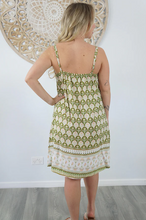 Load image into Gallery viewer, Folly Dress Scallops Print
