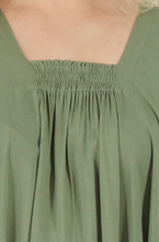 Load image into Gallery viewer, Bermuda Kaftan &quot;Plain&quot;
