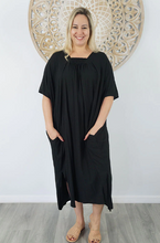 Load image into Gallery viewer, Bermuda Kaftan &quot;Plain&quot;
