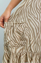 Load image into Gallery viewer, Cuba dress Madagascar Print
