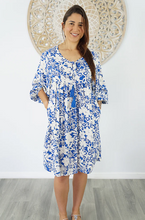 Load image into Gallery viewer, Avocado Dress Contour Flower Print
