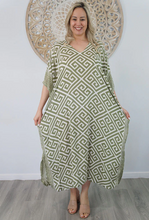 Load image into Gallery viewer, Long Kaftan Dress Highlander Print
