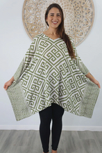 Load image into Gallery viewer, Short Tunic Highlander Print
