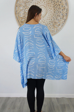 Load image into Gallery viewer, Short Tunic Half Moon Print
