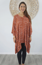 Load image into Gallery viewer, Short Tunic Half Moon Print
