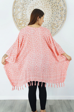 Load image into Gallery viewer, Short Cover Up Fan Print
