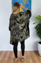 Load image into Gallery viewer, Short Tunic Betelnut Print

