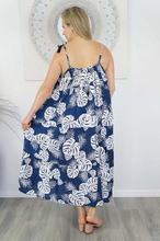 Load image into Gallery viewer, Goa dress Vinaka Print
