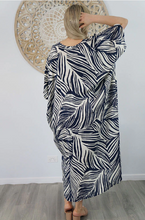 Load image into Gallery viewer, Long Kaftan Dress Honiara Print
