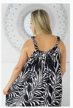 Load image into Gallery viewer, Short Magnum Dress Vines Print
