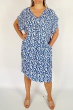 Load image into Gallery viewer, Cruiser Dress Microflower Print
