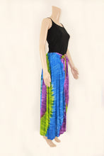 Load image into Gallery viewer, Mid Length Tube Sarong with Coconut Shell Buckle Tie Dye
