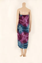 Load image into Gallery viewer, Mid Length Tube Sarong with Coconut Shell Buckle Tie Dye
