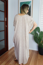 Load image into Gallery viewer, Cold Shoulder Mykonos Dress Links Print
