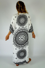 Load image into Gallery viewer, Long Cape Bling Tunisia Print
