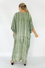 Load image into Gallery viewer, Long Kaftan Dress Crackle Tie Dye Print
